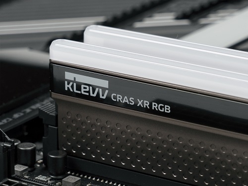 Ram Klevv DDR4 CRAS XR RGB 16GB (2*8GB) Bus 3600 C18